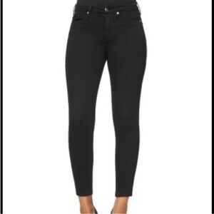 Good American Good Legs Faux Suede
Skinny Pants